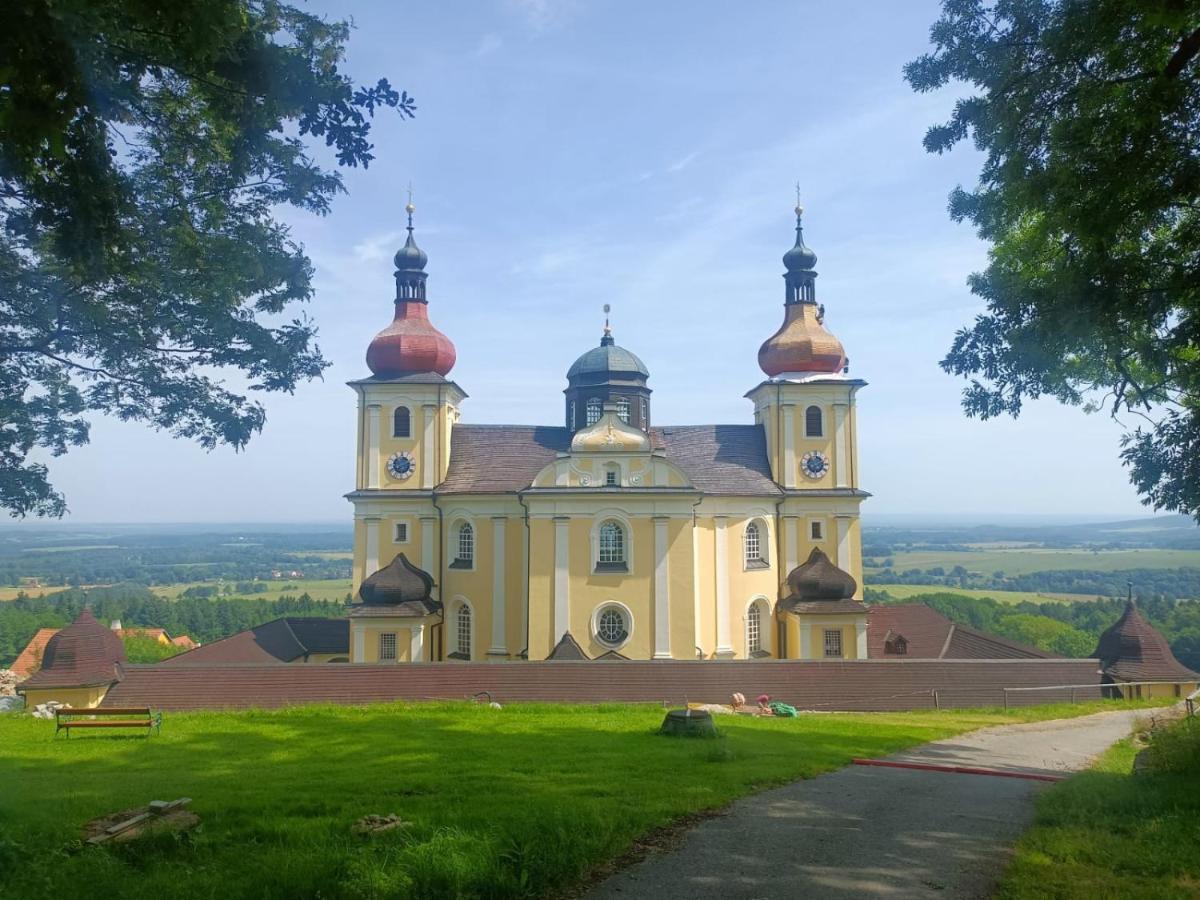 Ferienwohnung Kopretina Cerne Udoli Exterior foto